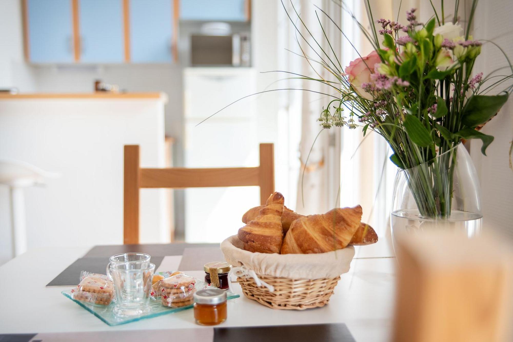 Apartment Perret *